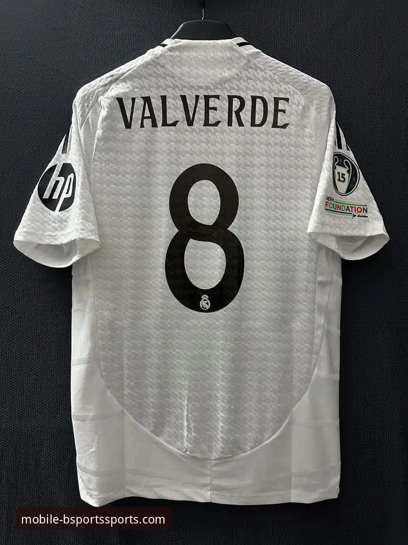 巴尔韦德帽子戏法技术复盘：在BSports手机版解析皇马3-0曼城的战术指南