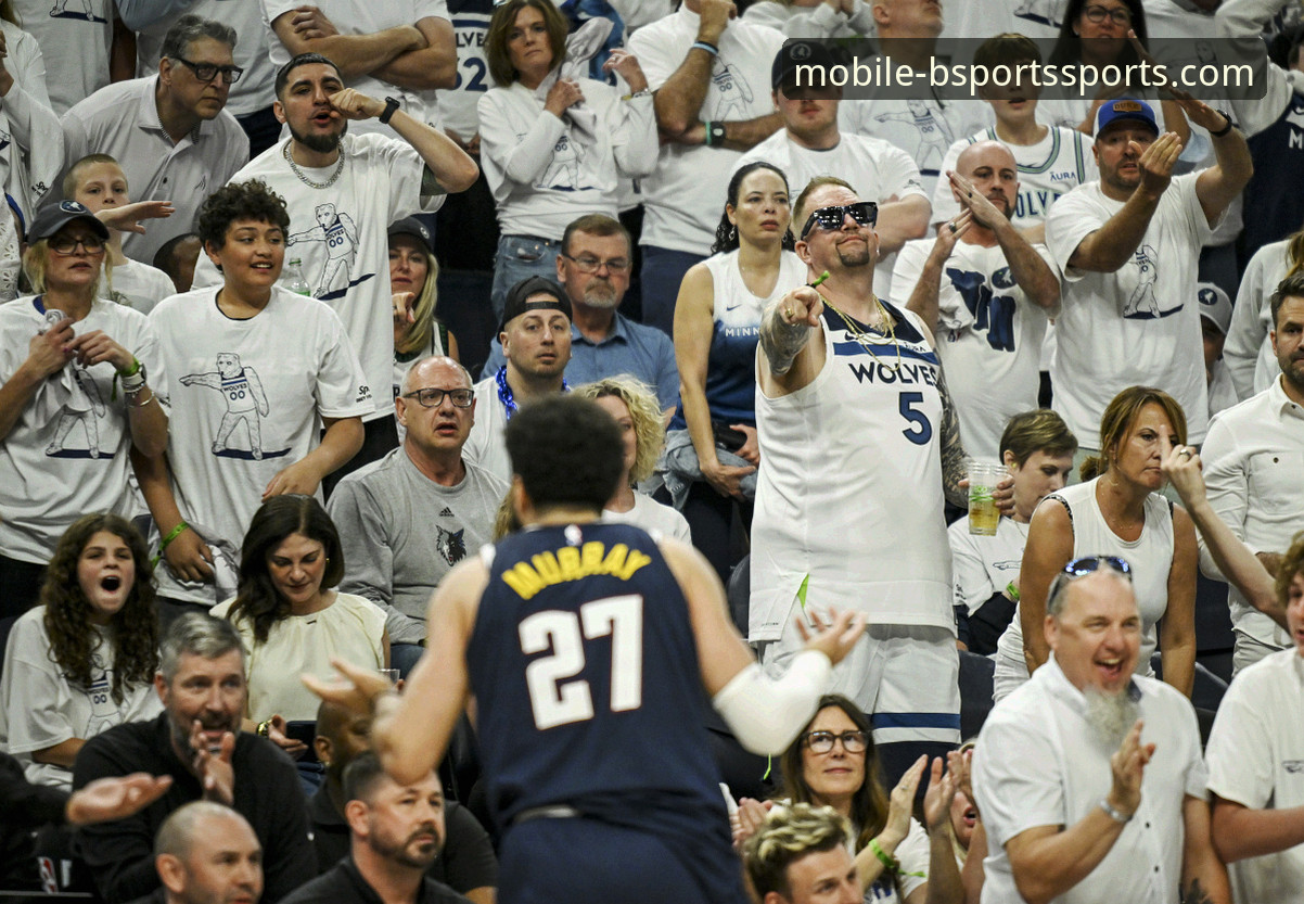 资深用户分享：如何通过BSports手机版洞察一场进攻盛宴的战术细节